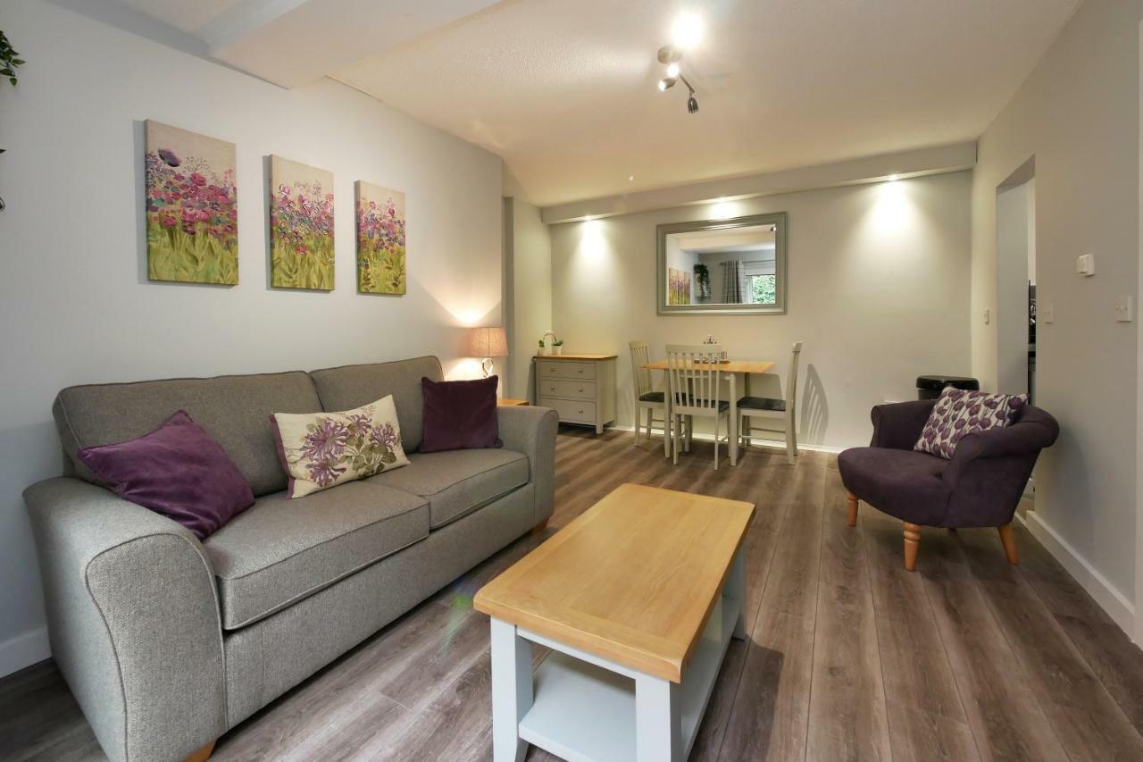 Crewe Short Lets 4 Victoria Court, Crewe Apartment Exterior photo